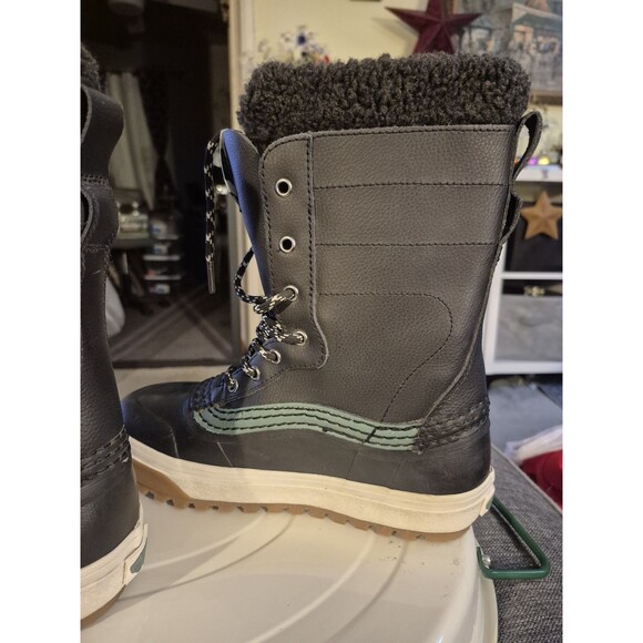 Vans Standard Mid Snow MTE Black Multi Women\'s size 7.5 Winter Water Cozy M Sz 6 main image 6